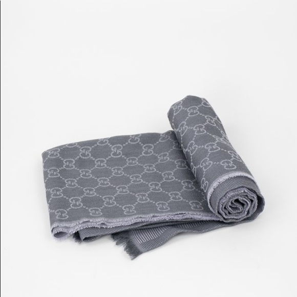 SOLD Gucci GG Jacquard Silk Wool Shawl - Picture 2 of 5